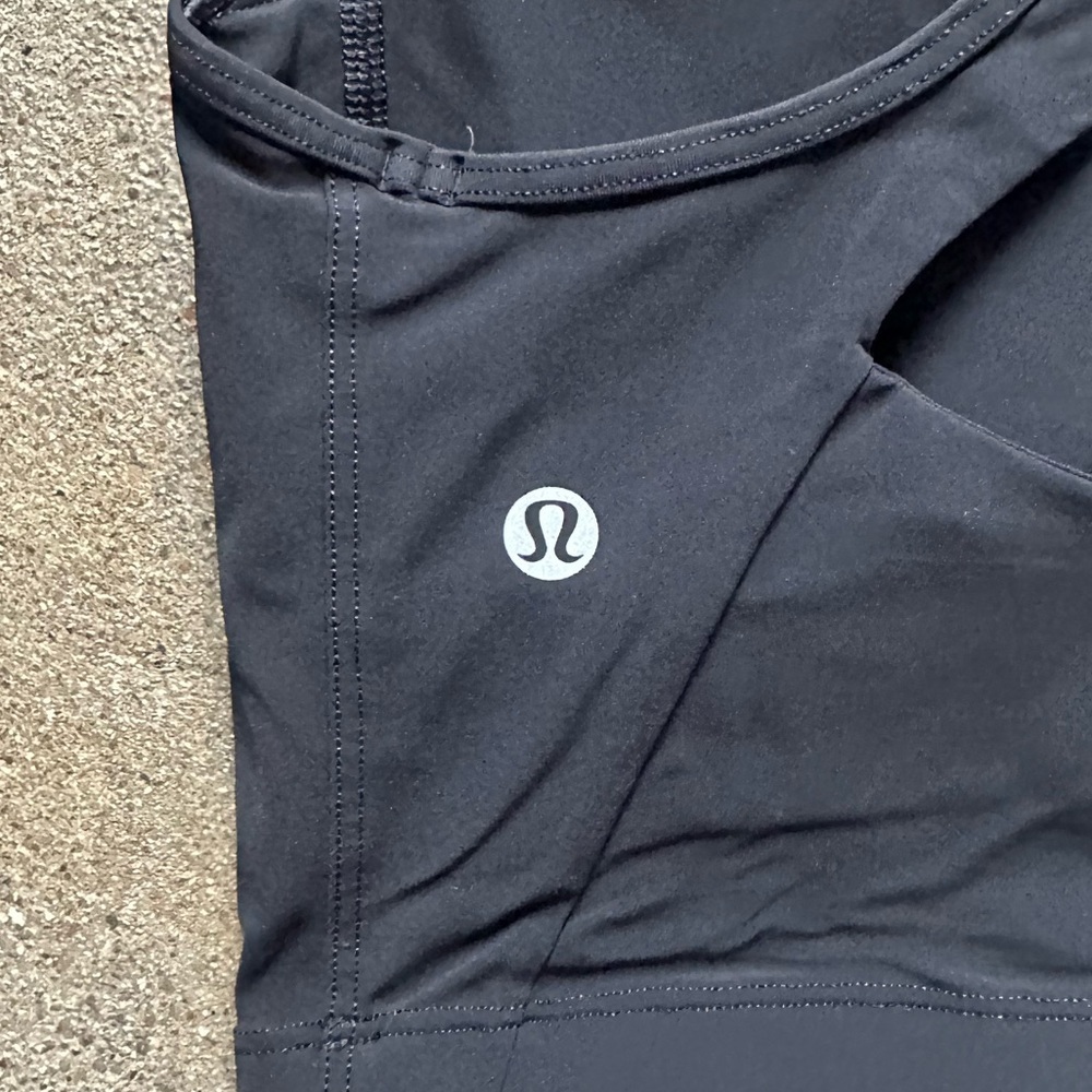 Lululemon Unleash Strength Bra Medium Support B/C Cup in Black Size 4 Activewear - Picture 9 of 11